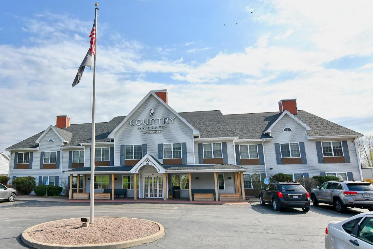 Country & By Radisson, Mount Morris, Ny Hotel